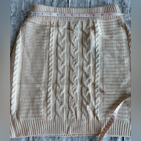 NEW w/Tags LuLu's In the Cards Beige Cable Knit Two-Piece Sweater Set Size Small - Picture 9 of 10
